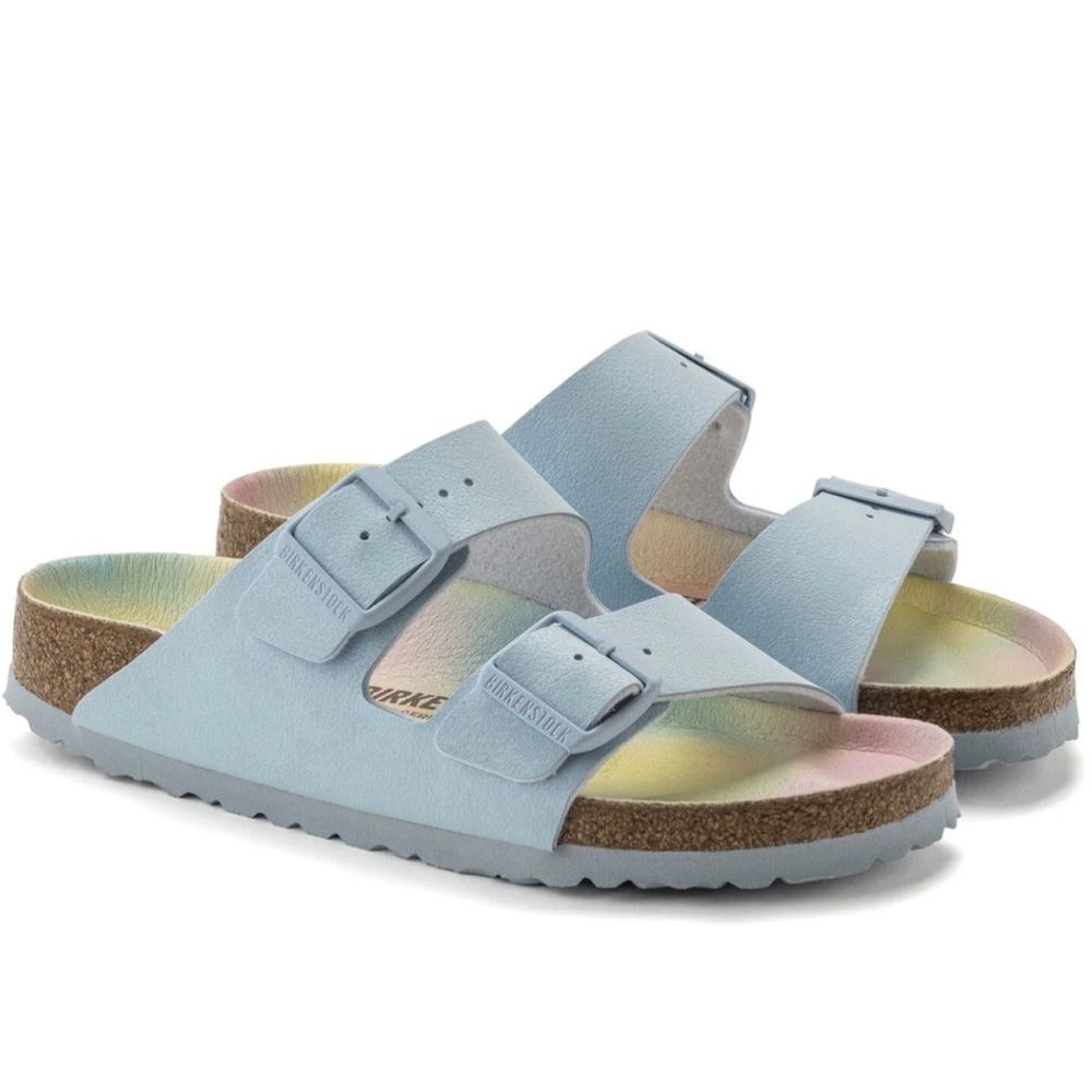 NWT Women’s Birkenstock Arizona Vegan Sandals in Sky Blue